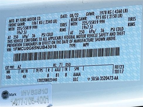 Used 2022 Ford Escape SE w/ SE Sport Appearance Package image 31