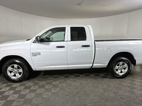 Used 2024 RAM 1500 Classic SLT AWD/4WD image 5