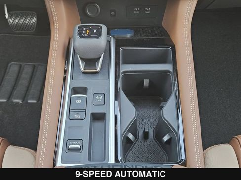 New 2026 Nissan Pathfinder Platinum FWD image 25