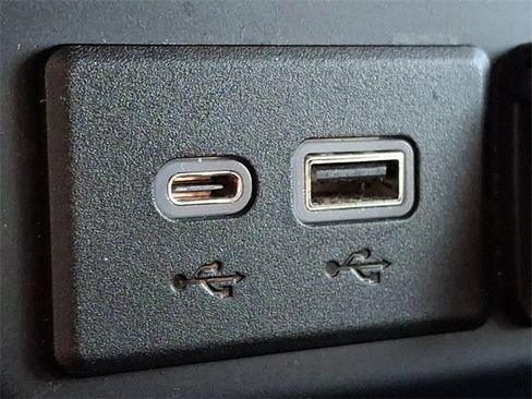 Used 2019 Chevrolet Silverado 1500 LT w/ All-Star Edition image 23