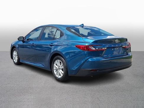 Used 2025 Toyota Camry LE FWD image 6