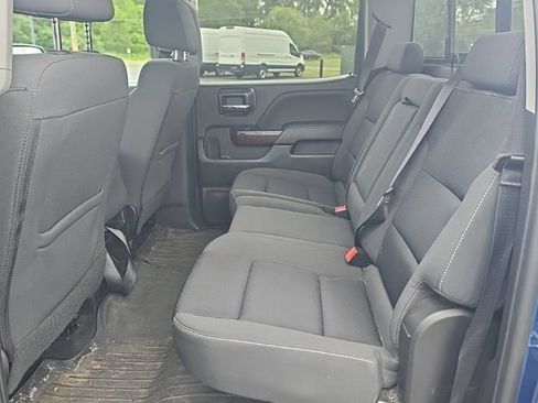 Used 2018 GMC Sierra 1500 SLE w/ SLE Value Package AWD/4WD image 9