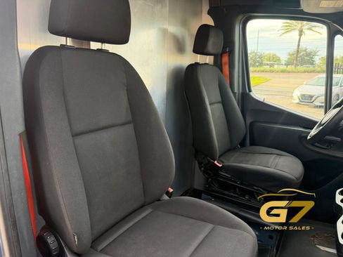 Used 2019 Mercedes-Benz Sprinter 170 image 8
