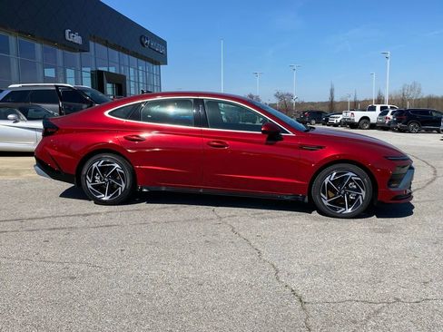 New 2026 Hyundai Sonata SEL FWD image 9