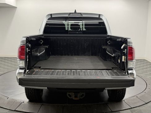 Certified 2023 Toyota Tacoma TRD Off-Road image 11