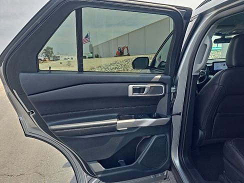 Used 2023 Ford Explorer XLT w/ Equipment Group 202A image 16
