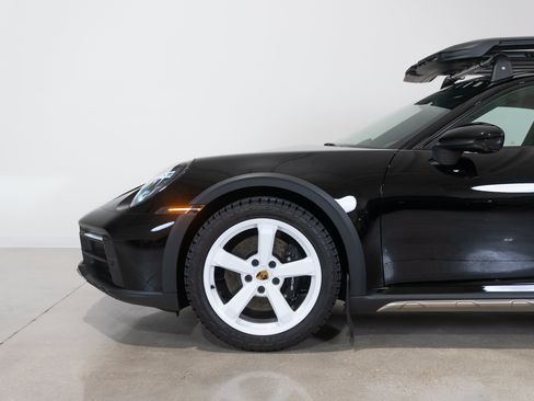 Used 2024 Porsche 911 Dakar w/ Extended Race-Tex Package AWD/4WD image 86