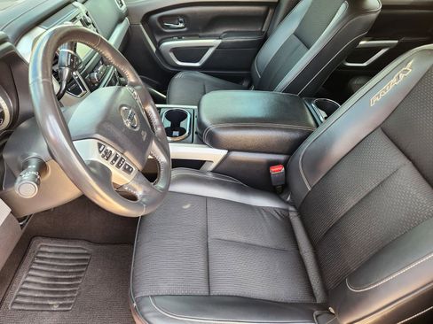 Used 2018 Nissan Titan PRO-4X w/ Pro-4x Utility Package image 21