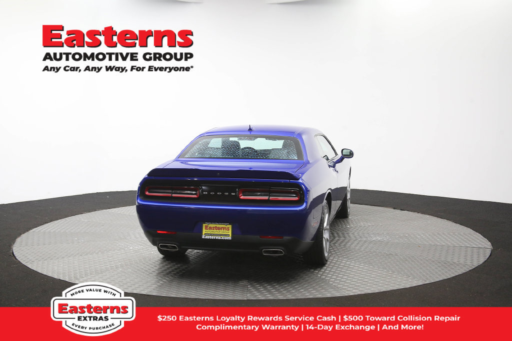 Used 2022 Dodge Challenger SXT w/ Plus Package RWD image 40