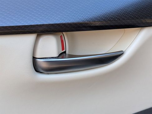 Used 2018 Lexus NX 300 FWD image 27