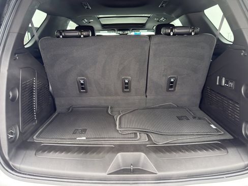 Used 2024 Chevrolet Tahoe LT w/ LT Signature Package image 37