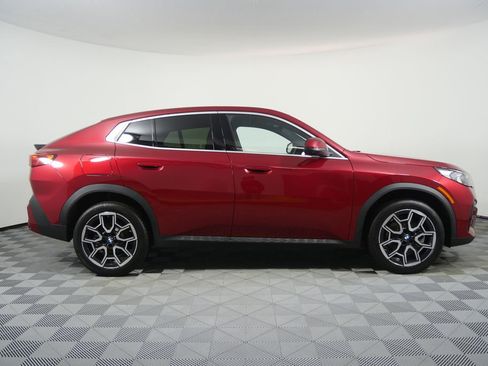 Certified 2024 BMW X2 xDrive28i image 2