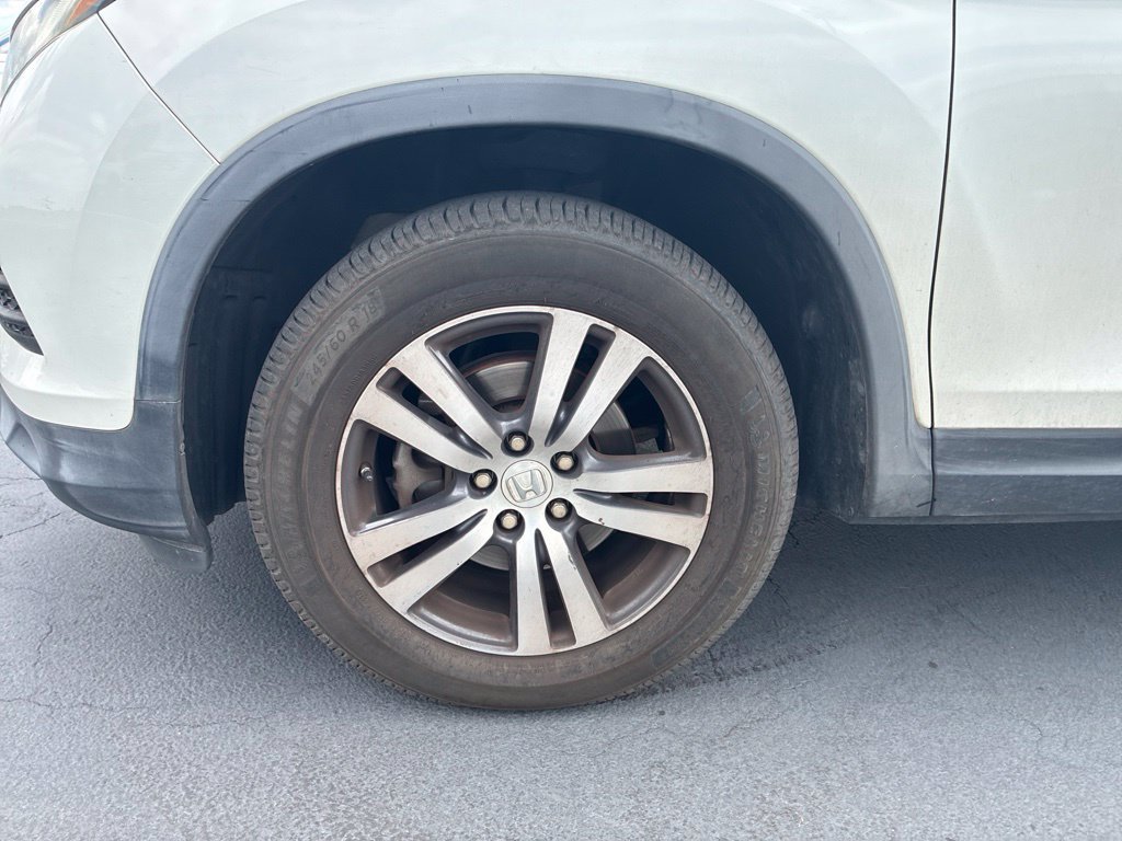 Used 2017 Honda Pilot EX image 8