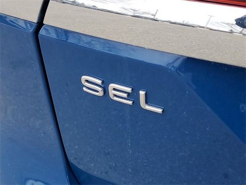 New 2025 Volkswagen Atlas SEL Premium R-Line image 5