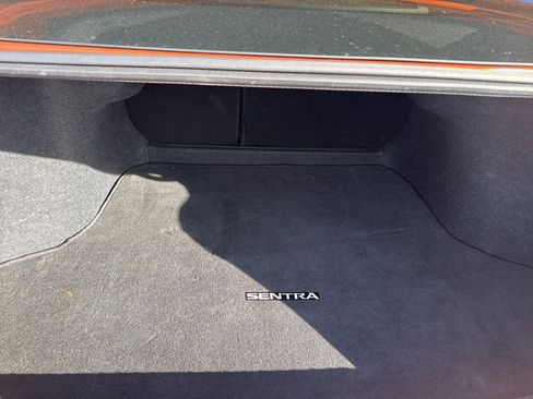 Certified 2021 Nissan Sentra SR image 22