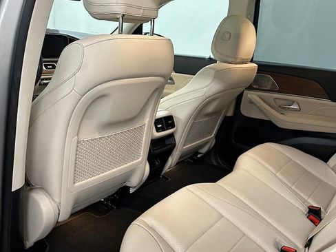 Used 2021 Mercedes-Benz GLE 350 4MATIC w/ AMG Line Exterior image 29