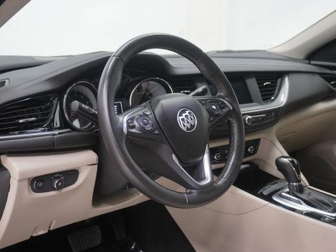 Used 2020 Buick Regal Preferred FWD image 8
