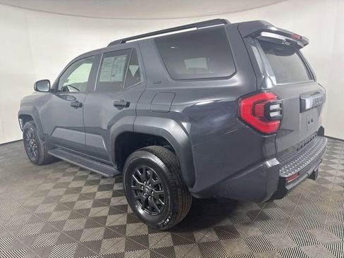 Used 2025 Toyota 4Runner SR5 AWD/4WD image 6