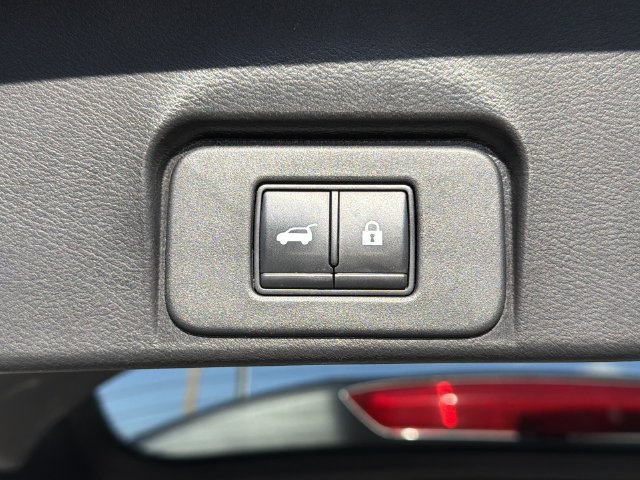 Used 2022 Nissan Rogue SV w/ SV Premium Package AWD/4WD image 40