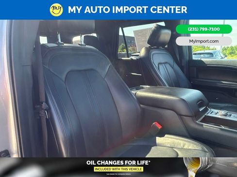 Used 2020 Ford Expedition Limited w/ Equipment Group 302A AWD/4WD image 28