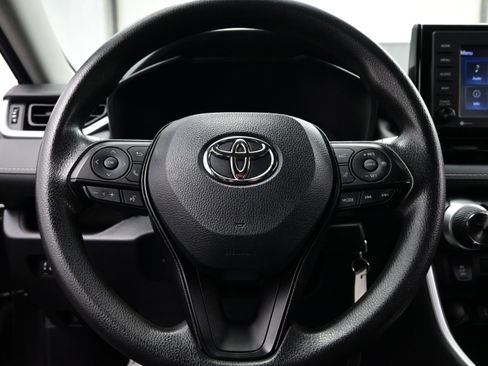 Used 2022 Toyota RAV4 LE AWD/4WD image 21