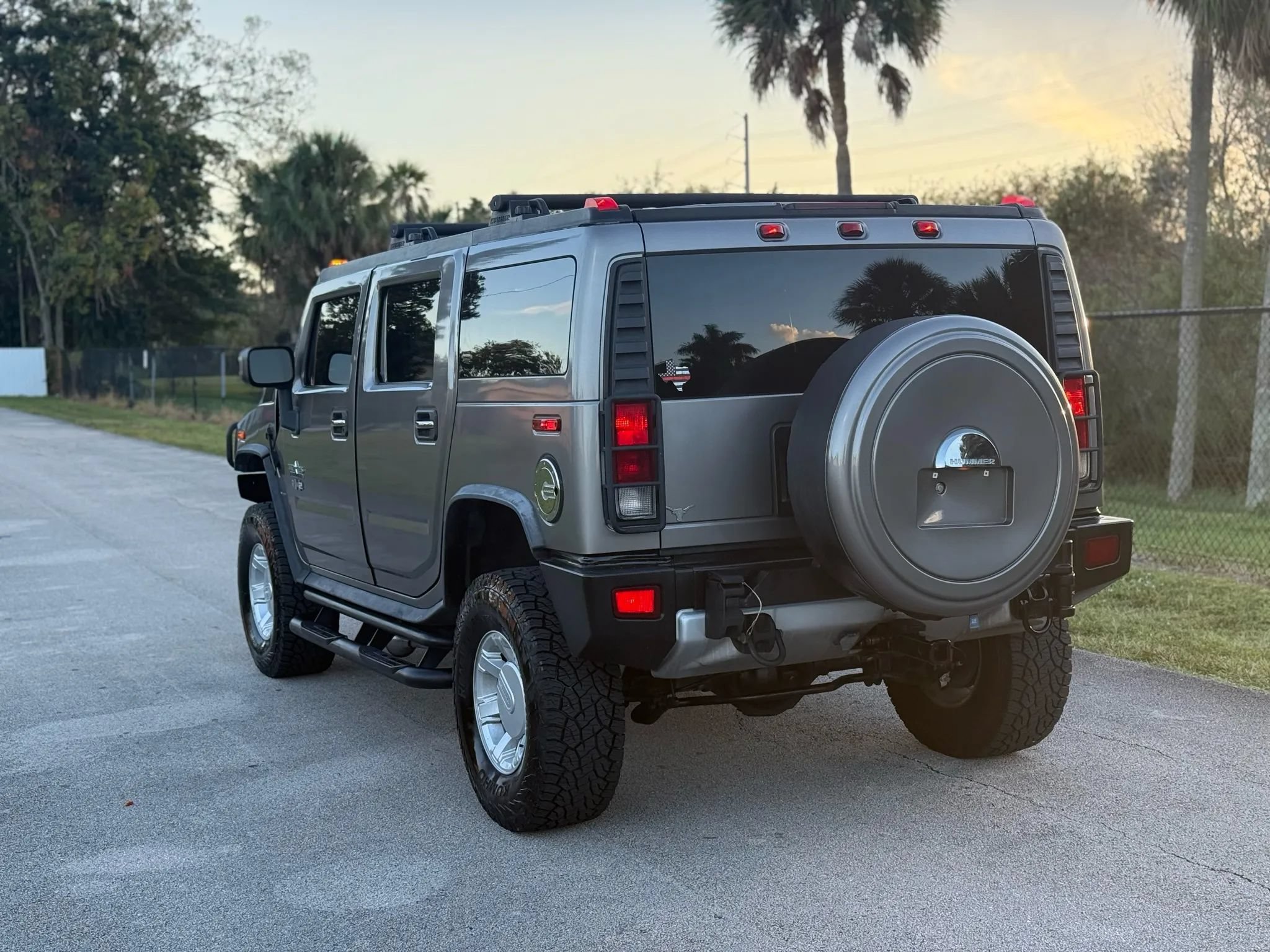 Used 2008 HUMMER H2 SUT AWD/4WD image 7