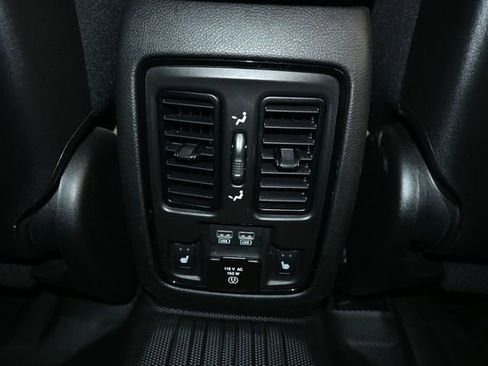 Used 2023 Dodge Durango GT AWD/4WD image 30