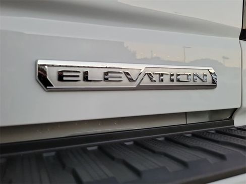 Used 2024 GMC Sierra 1500 Elevation w/ Elevation Premium Package image 12