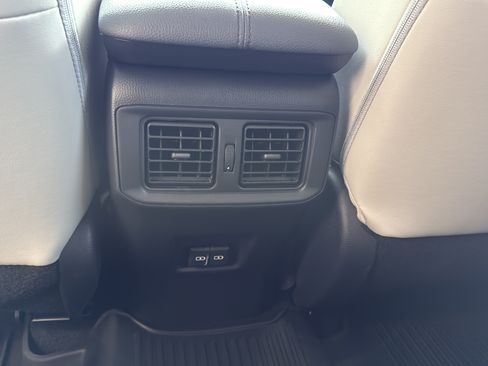 Used 2025 Toyota RAV4 XLE Premium FWD image 27