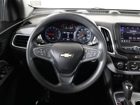 Used 2020 Chevrolet Equinox LS FWD image 7