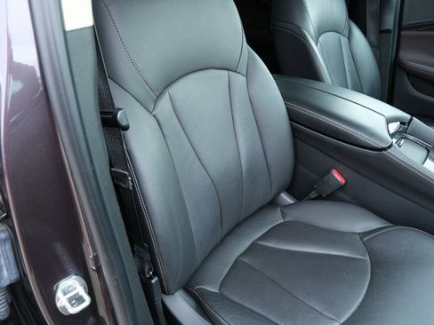 Used 2017 Buick Envision Essence FWD image 30