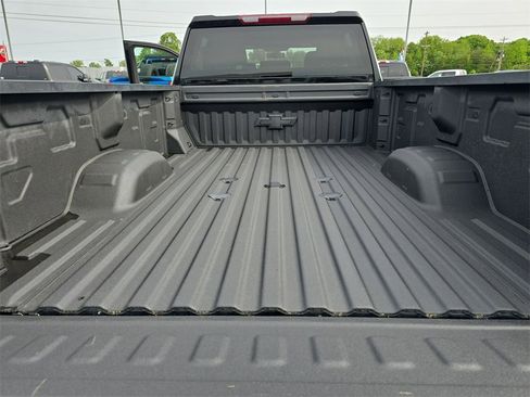 Used 2022 Chevrolet Silverado 3500 LT w/ Convenience Package image 23