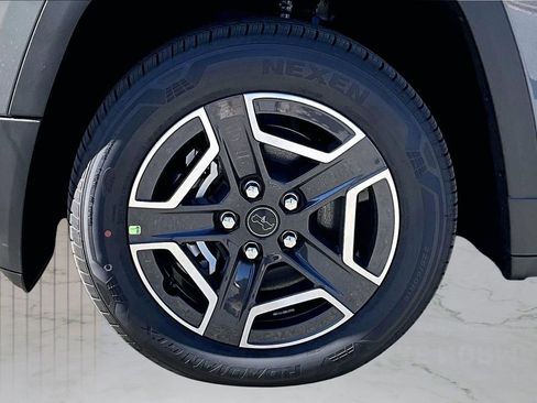 New 2026 Jeep Cherokee Limited image 30