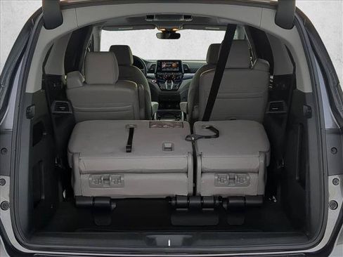 Used 2024 Honda Odyssey Touring image 6