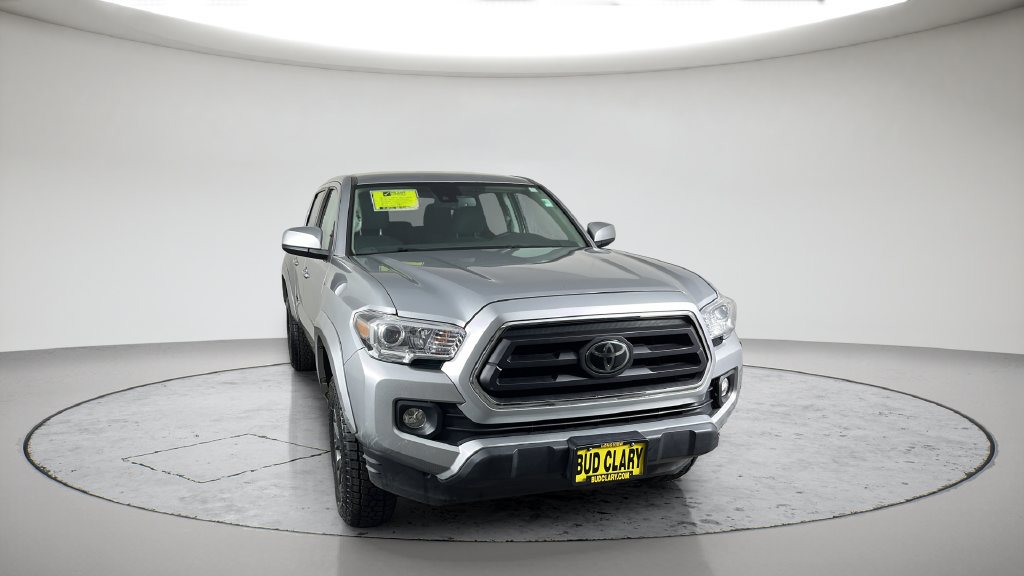 Used 2022 Toyota Tacoma SR5 AWD/4WD image 4