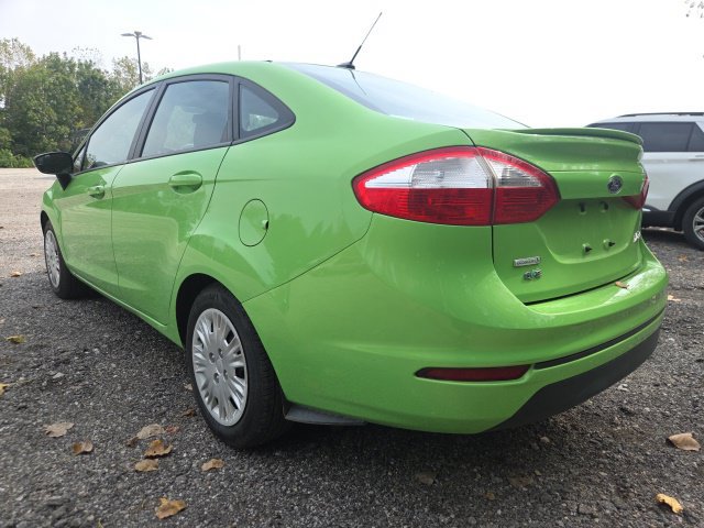 Used 2014 Ford Fiesta SE FWD image 9