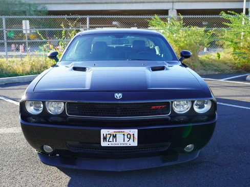 Used 2009 Dodge Challenger SRT8 w/ SRT Option Group II image 4