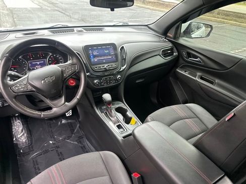 Used 2022 Chevrolet Equinox RS w/ Infotainment Package image 30