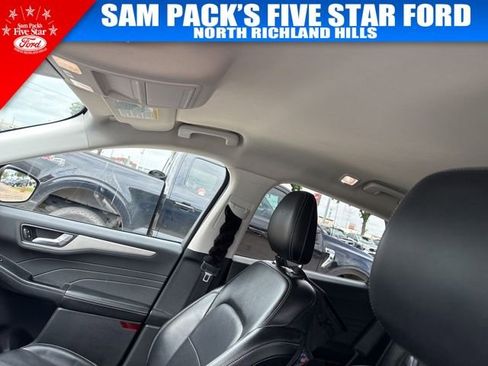 Used 2022 Ford Escape SEL FWD image 7