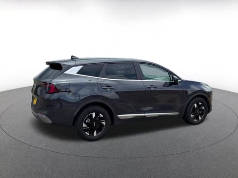 Used 2026 Kia Sportage LX FWD image 11
