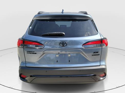 Used 2024 Toyota Corolla Cross AWD Hybrid w/ Convenience Package image 6