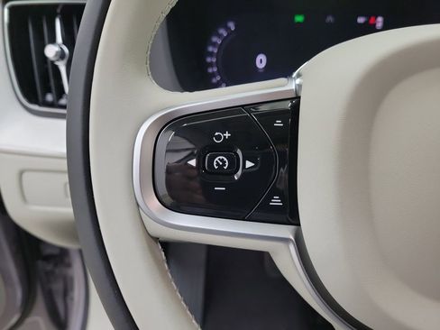 New 2026 Volvo XC60 B5 Ultra w/ Protection Package Premier AWD/4WD image 24