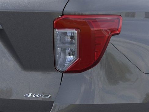 New 2023 Ford Explorer XLT w/ Equipment Group 202A image 44