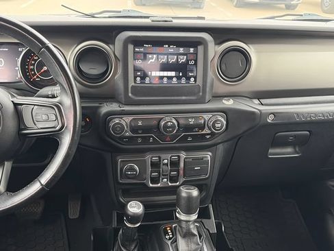 Used 2021 Jeep Wrangler Unlimited Sport AWD/4WD image 14