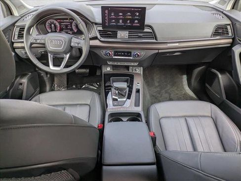 Used 2023 Audi Q5 2.0T Premium Plus w/ Premium Plus Package AWD/4WD image 18