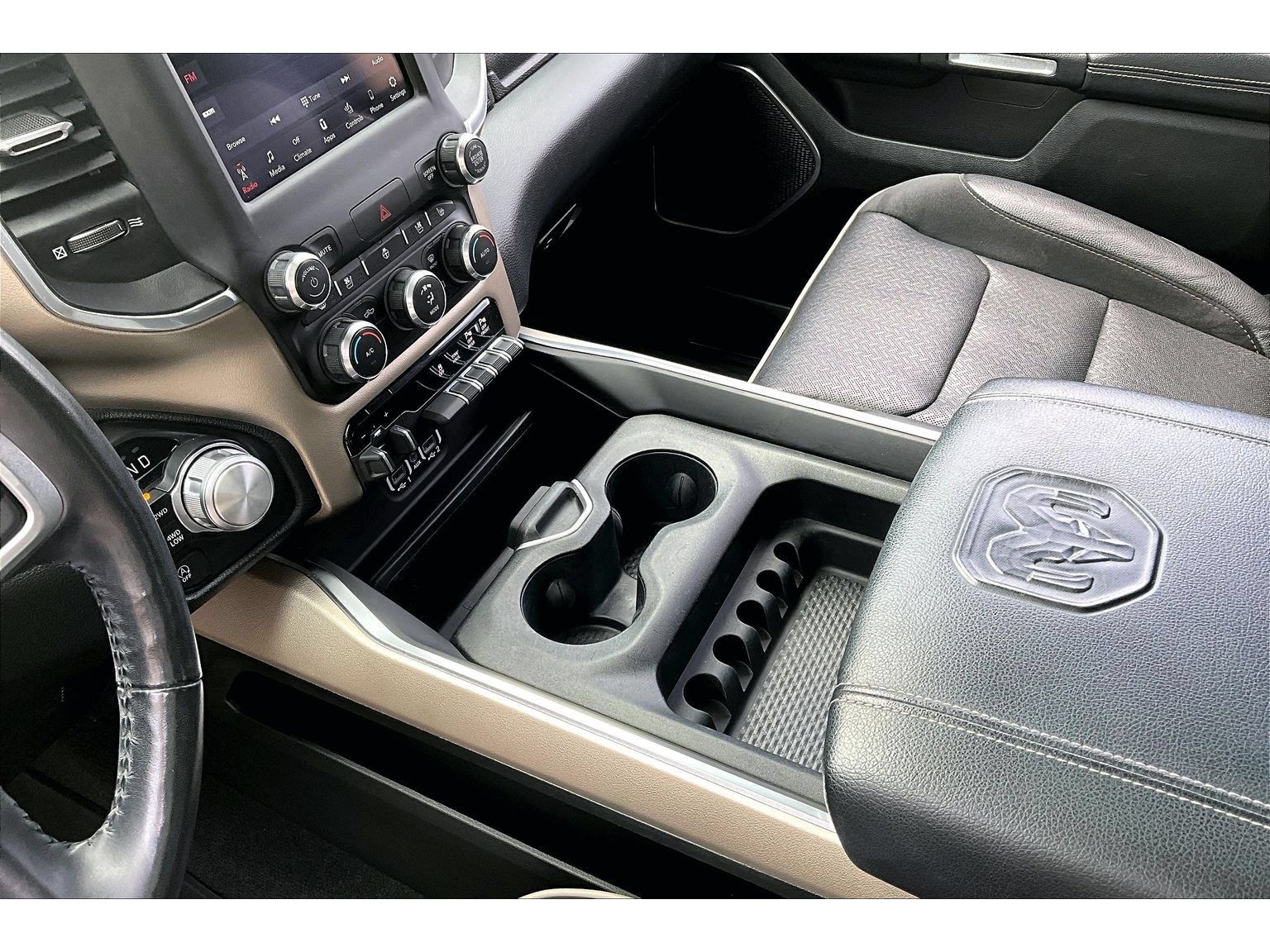 Used 2020 RAM 1500 Laramie AWD/4WD image 17