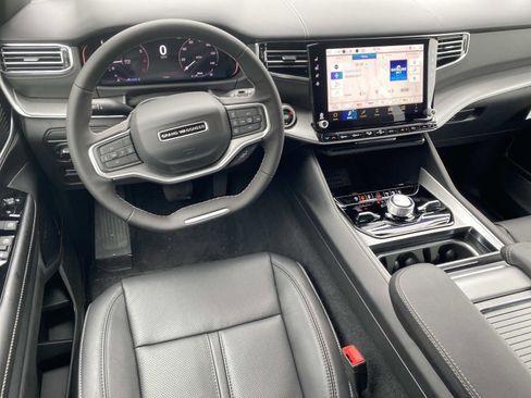 New 2026 Jeep Grand Wagoneer Limited AWD/4WD image 12