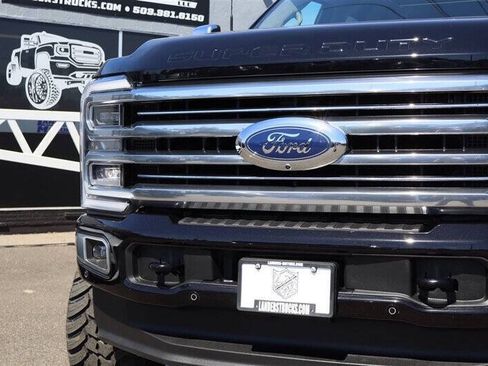 Used 2025 Ford F350 Platinum w/ Platinum Plus Package AWD/4WD image 9