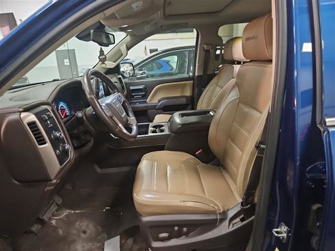 Used 2017 GMC Sierra 1500 Denali w/ Denali Ultimate Package image 11