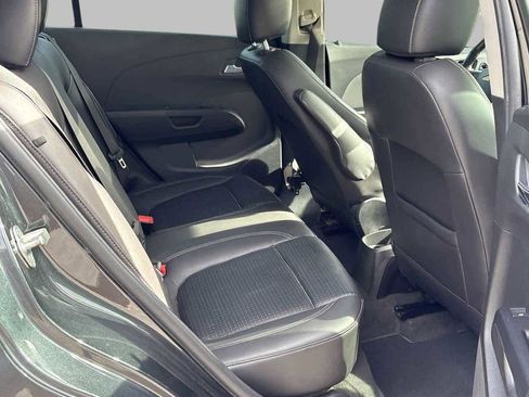 Used 2020 Chevrolet Sonic Premier image 16